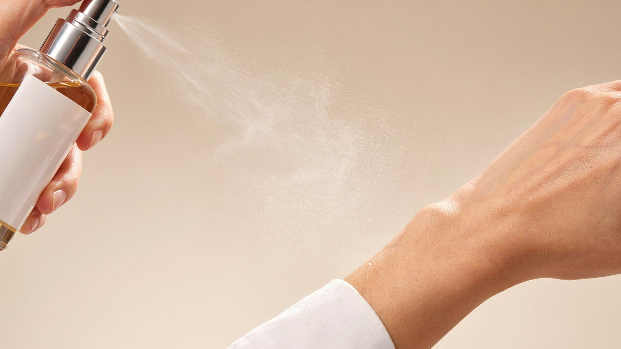 Mengapa Kulit Bisa Gatal Setelah Disemprot Parfum?