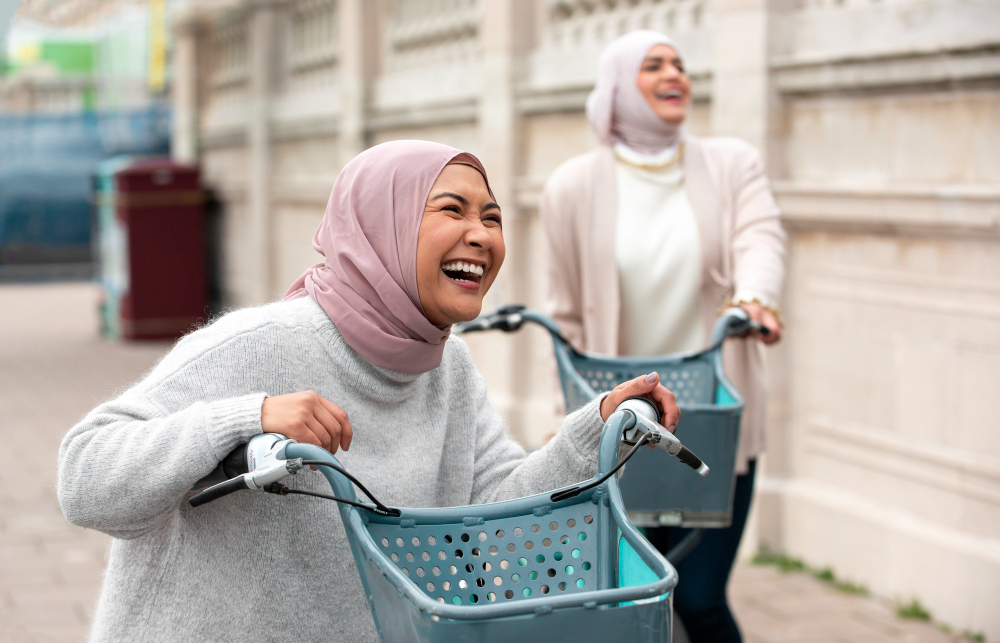 Tips untuk Muslimah Aktif: Cara Sederhana Merawat Diri di Tengah Kesibukan