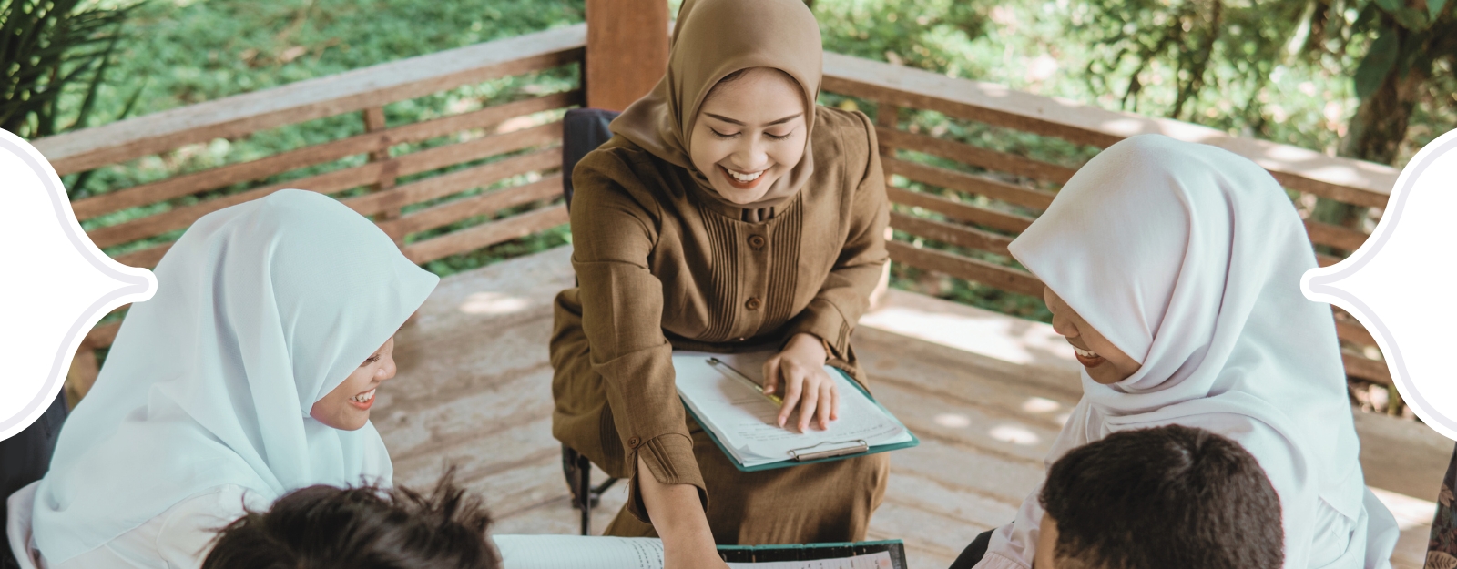 Jaga Kulit Bebas Jerawat Buat Kamu yang Sering Outdoor!